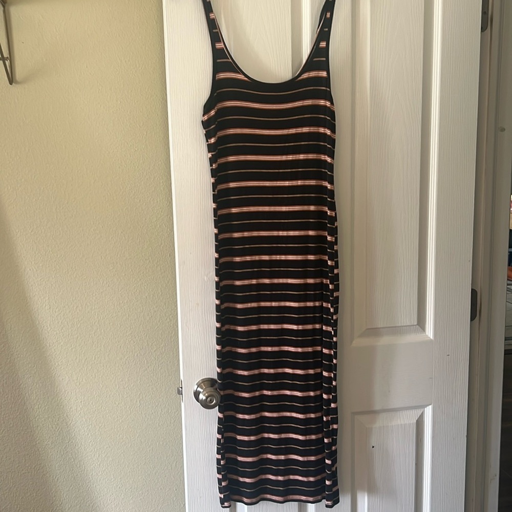Billabong midi casual dress. Size Large